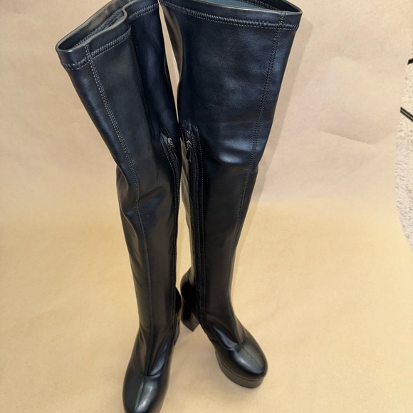 Simmi London - Black Over-the-Knee Boots - Picture 6 of 9